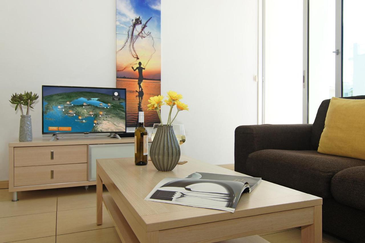 Calypso - Coralli Beachfront Apartment Protaras Esterno foto