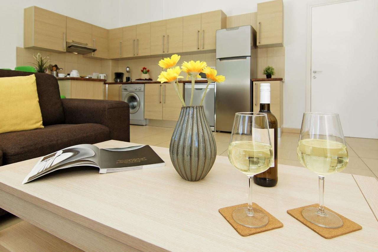 Calypso - Coralli Beachfront Apartment Protaras Esterno foto