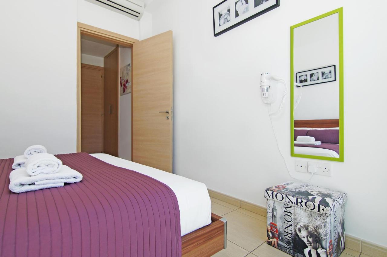 Calypso - Coralli Beachfront Apartment Protaras Esterno foto
