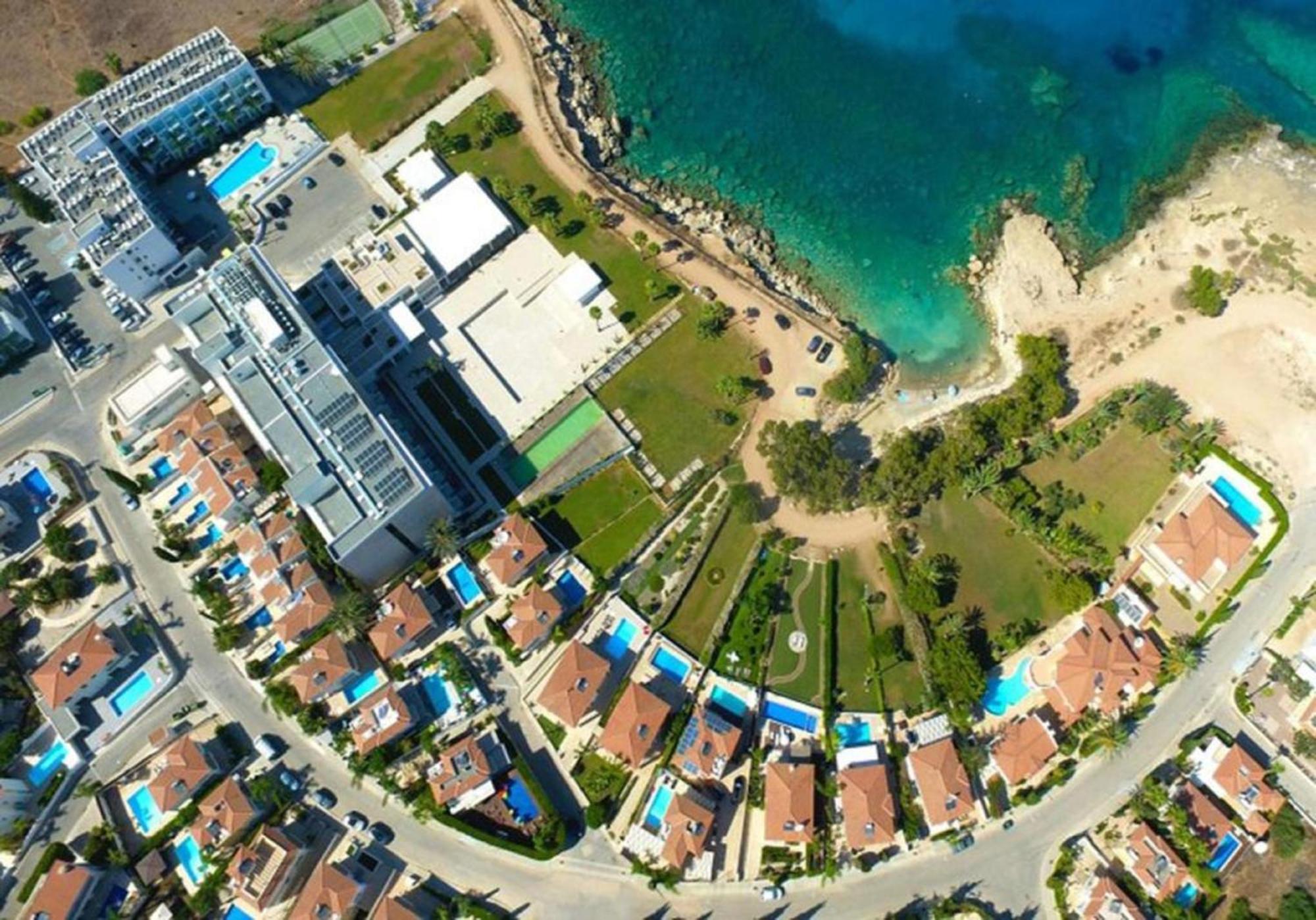 Calypso - Coralli Beachfront Apartment Protaras Esterno foto
