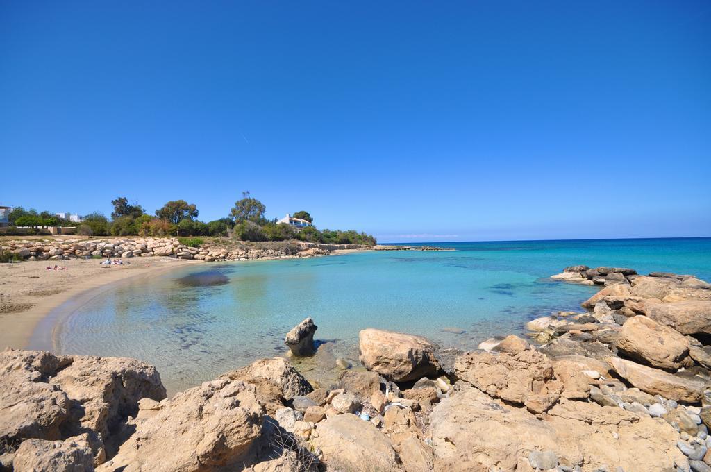 Calypso - Coralli Beachfront Apartment Protaras Esterno foto